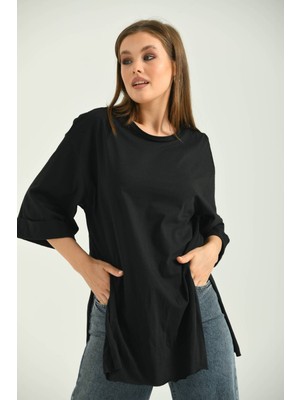 Moviment Siyah Duble Kol Geniş Kesim Asimetrik Yırtmaçlı Örme T-Shirt
