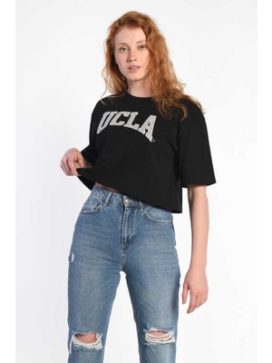 Ucla Helena Siyah Bisiklet Yaka Oversize Crop Nakışlı Kadın Tshirt