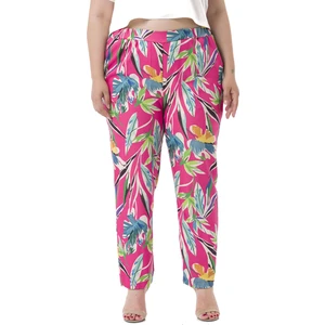 Disentis Modest Büyük Beden Beli Yan ve Arkadan Lastikli Cepli Yaprak Baskılı Fuşya Pantolon