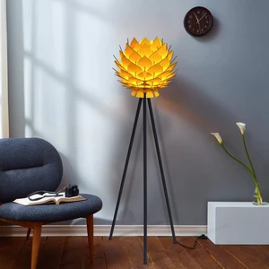 Design Otto Lotus Metal Ayaklı Yerpuar Anahtarlı Ahşap Modern Tripod Üç Ayaklı Lambader Aydınlatma