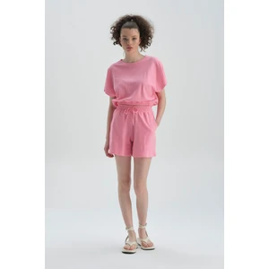 Pembe Şort