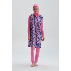 Pembe Tesettür