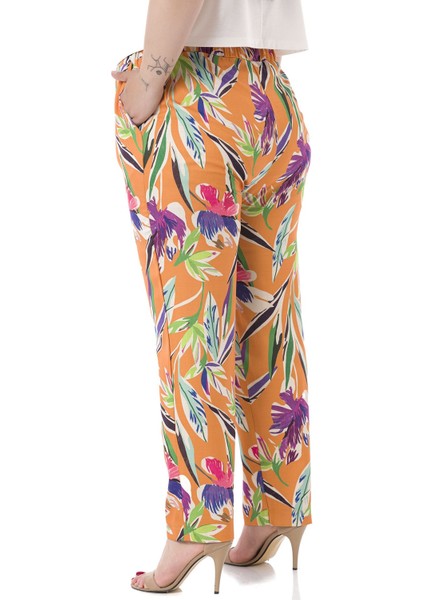 Büyük Beden Beli Yan ve Arkadan Lastikli Cepli Yaprak Baskılı Turuncu Pantolon modelleri