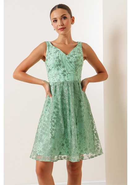 V Yaka Astarlı Dantel Elbise Mint modelleri