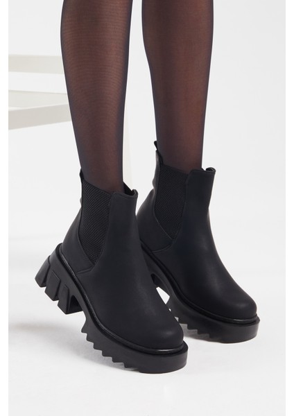 Kadın Siyah Cilt Lastikli Rahat Kalıp Bot