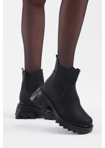 Kadın Siyah Cilt Lastikli Rahat Kalıp Bot modelleri