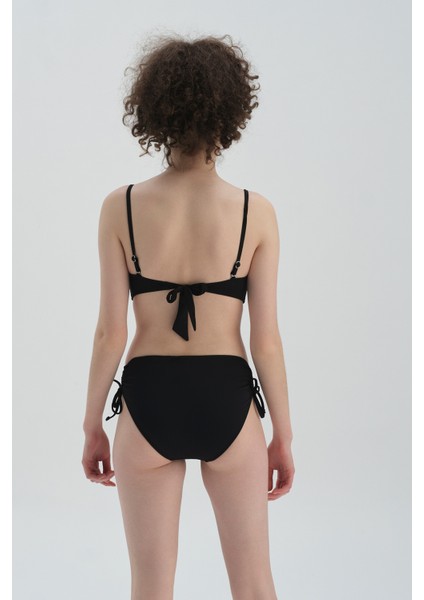 Siyah Straplez Kaplı Bikini Üst Tak Çık
