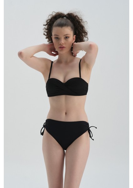 Siyah Straplez Kaplı Bikini Üst Tak Çık