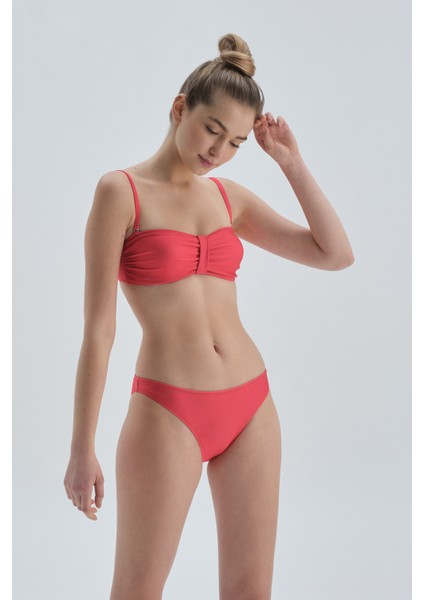 Kırmızı Normal Bel Bikini Alt