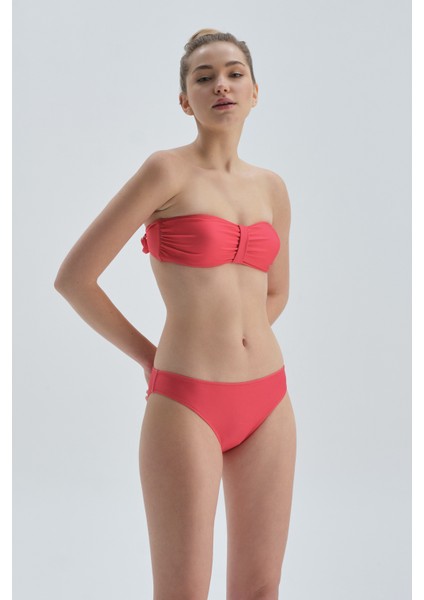 Kırmızı Normal Bel Bikini Alt