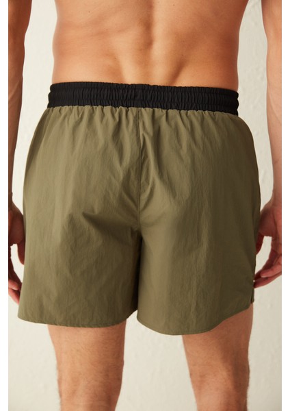Straight Green Shorter Length Deniz Şortu fırsatları