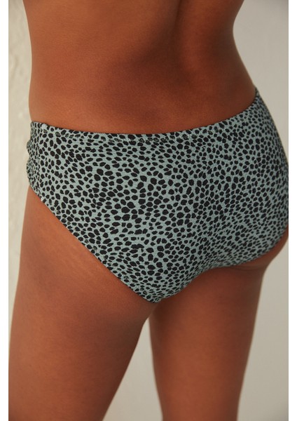 Gri Ve Siyah Hunter Aksesuar Detaylı Bikini Altı modelleri