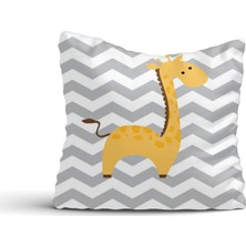 Cici Tasarım Zigzag Zemin ve Zürafa Kırlent Kılıfı-45x45