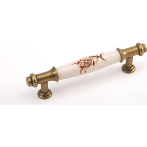 Porselen Kaş Yay Kulp