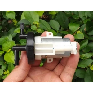 Su Pompası DC 12 V 1.2A 180LH