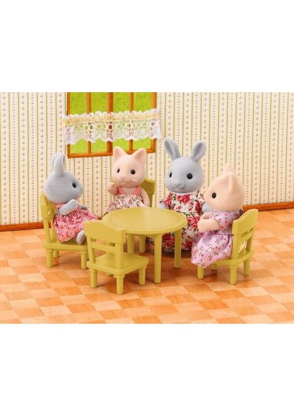 Table & Chair Set