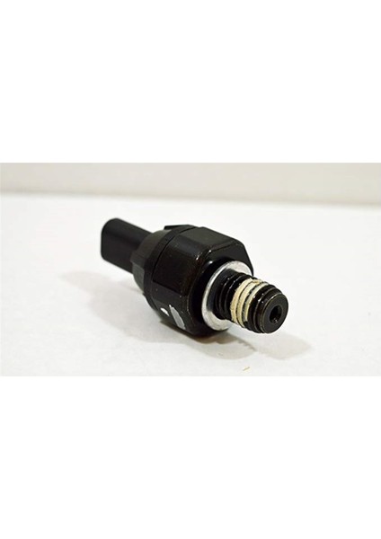 Opel Astra J Sağ Ön Tampon Breketi