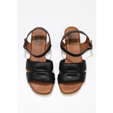 Bueno Shoes Siyah Khv-Bej Deri Kadın Düz Sandalet