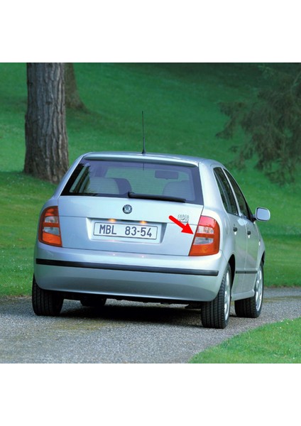 Skoda Fabia 2000-2004 Hb Hatchback Mk1 (Makyajsız) Sağ Arka Stop Fren Lambası 6Y6945112B