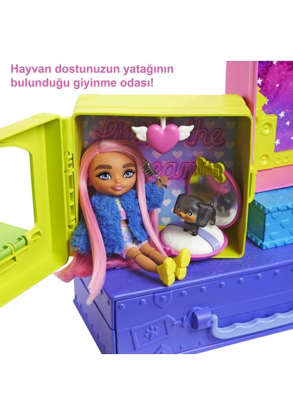 Extra Mini ve Hayvan Dostları'nın Seyahat Maceraları Oyun Seti, 2 Yavru Köpek ve Barbie Extra Mini Bebek, Havuz, Kaydırak, Parti Salonu ve Aksesuarlar, 3 Yaş ve Üzeri HDY91