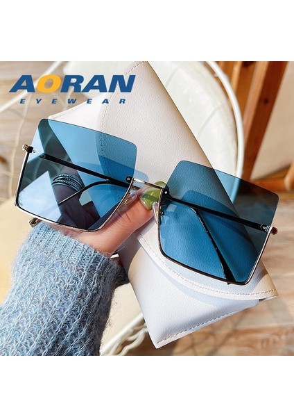 2546-T4F17004 Kadın Güneş Gözlüğü (Yurt Dışından)