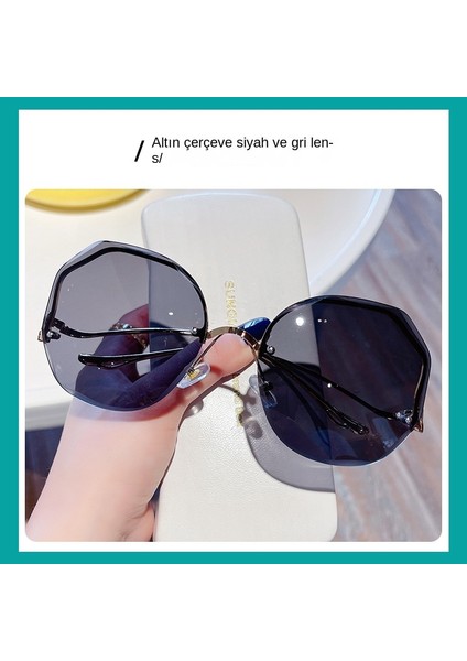 2546-T4F709801 Kadın Güneş Gözlüğü (Yurt Dışından)