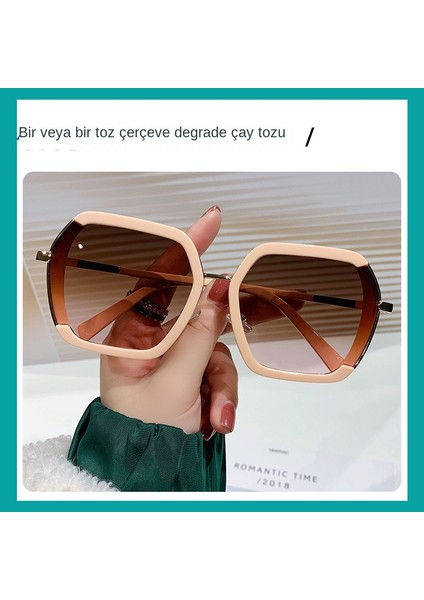 2546-T4F2107304 Kadın Güneş Gözlüğü (Yurt Dışından)
