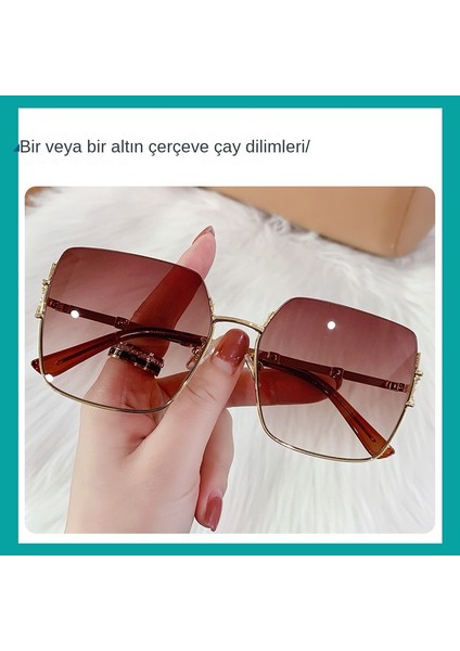 2546-T4F2107103 Kadın Güneş Gözlüğü (Yurt Dışından)