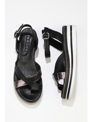 Bueno Shoes Siyah Kurşun Deri Kadın Düz Sandalet