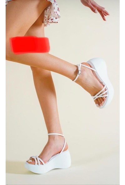 Keçeli S363 Dolgu Topuklu Kadın Sandalet