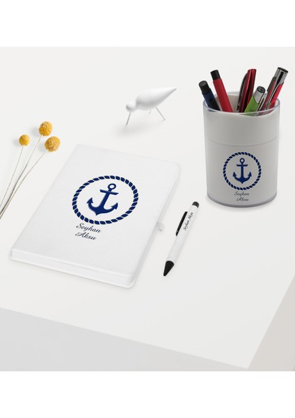 Gift Kişiye Özel Çapa Tasarımlı Beyaz Defter Kalem ve Kalemlik Hediye Seti - Model 1