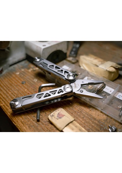 Specialist Pro Çakı fırsatları