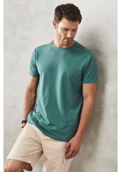 Erkek Yeşil Slim Fit Dar Kesim Bisiklet Yaka Pamuklu Tişört modelleri