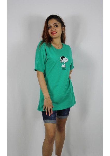 YGMR Raindrops Bisiklet Yaka Snoopy Baskılı Yeşil Bayan T-Shirt