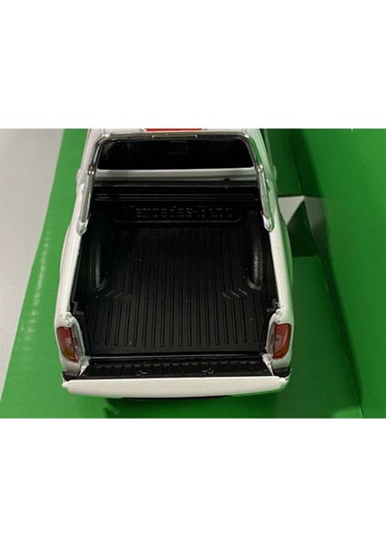 Mercedes Benz x Class 1/24 Ölçek Model Araba Beyaz indirimleri