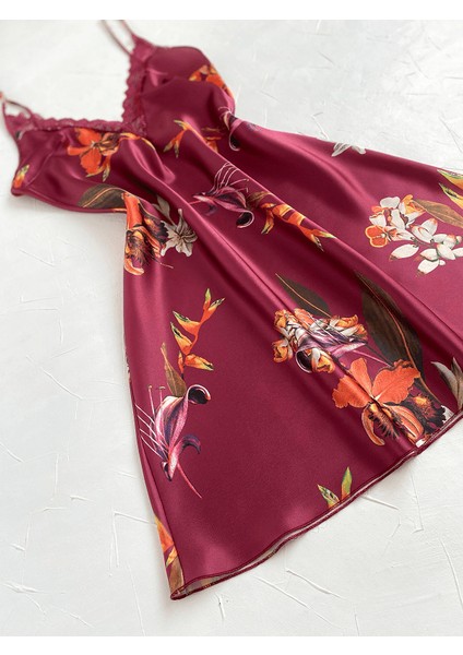 Dantel Detaylı Saten Gecelik fiyatları