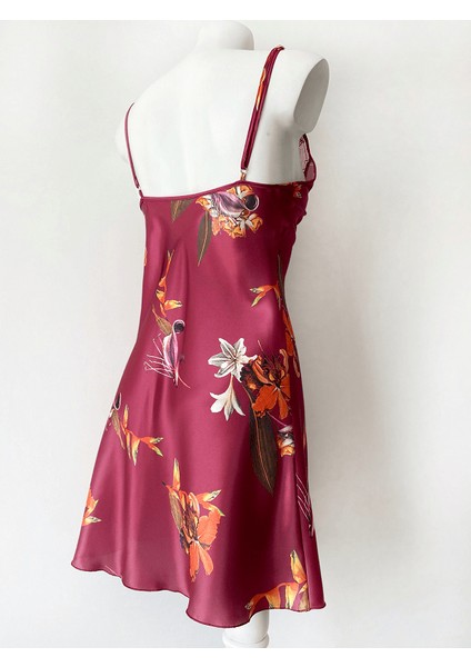 Dantel Detaylı Saten Gecelik indirimleri