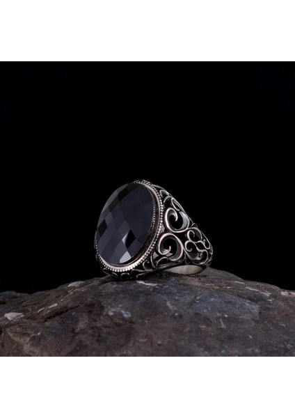 Oval Model Zirkon Taşlı 925 Ayar Gümüş Erkek Yüzük
