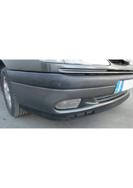 Renault Laguna Lgn Tip V2 Ön Lip Mat Siyah