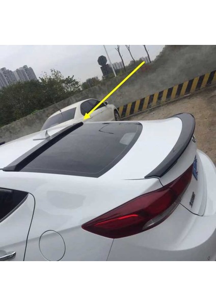 Hyundai Elantra Cam Üstü Spoiler Piano Black 2016-2018