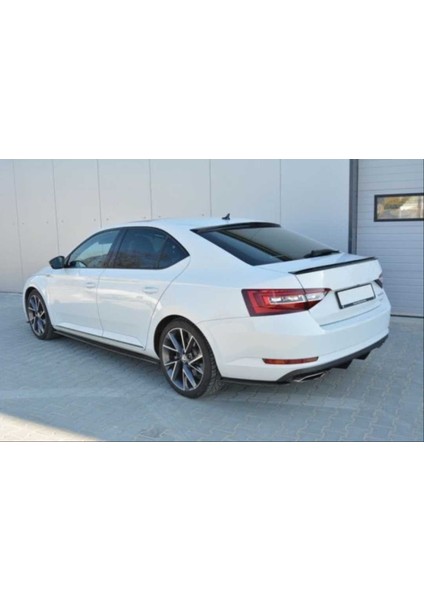 Skoda Super B 2015-2019 Spoiler - Piano Black (Parlak Siyah) modelleri