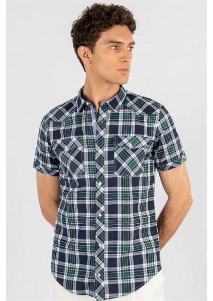 Slim Fit Kısa Kol Ekose Çift Cep Kapaklı Teksas Model Erkek Gömlek