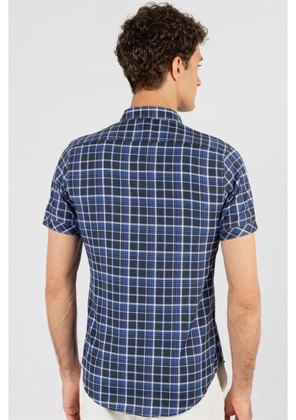 Slim Fit Kısa Kol Ekose Çift Cep Kapaklı Teksas Model Erkek Gömlek
