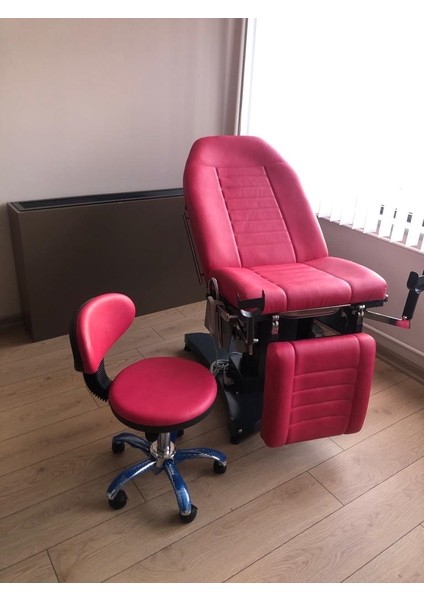 Jineokolojik Muayene, , Doğum Ve Küretaj Masası