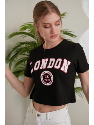 Alesgerov London Baskılı %100 Cotton Crop T-Shirt
