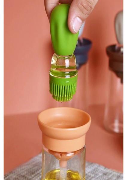 Yağdanlık Kendinden Fırçalı ve Kapaklı Cam 180 ml Yağlık Sosluk Sirkelik Şişesi