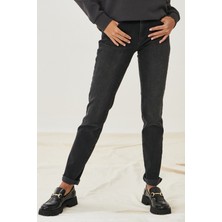 WRANGLER Kadın Slim Fit Dar Kesim Denim Esnek Jean Kot Pantolon