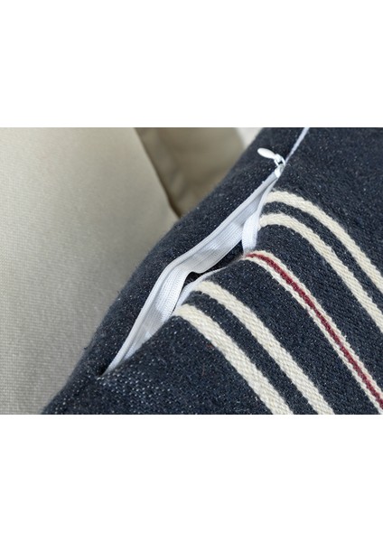 Carolle Dokuma Kırlent Kılıfı 45 x 45 cm Lacivert fırsatları