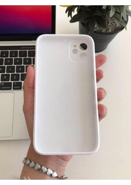 Apple iPhone 11 Uyumlu Cam Kılıf fırsatları