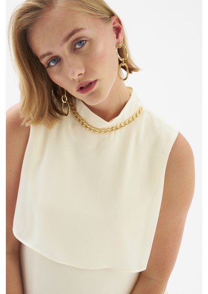 Aksesuar Detaylı Volanlı Bluz - Krem fırsatları